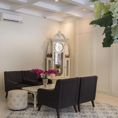 Amalfi Hotel Seminyak Εξωτερικό φωτογραφία