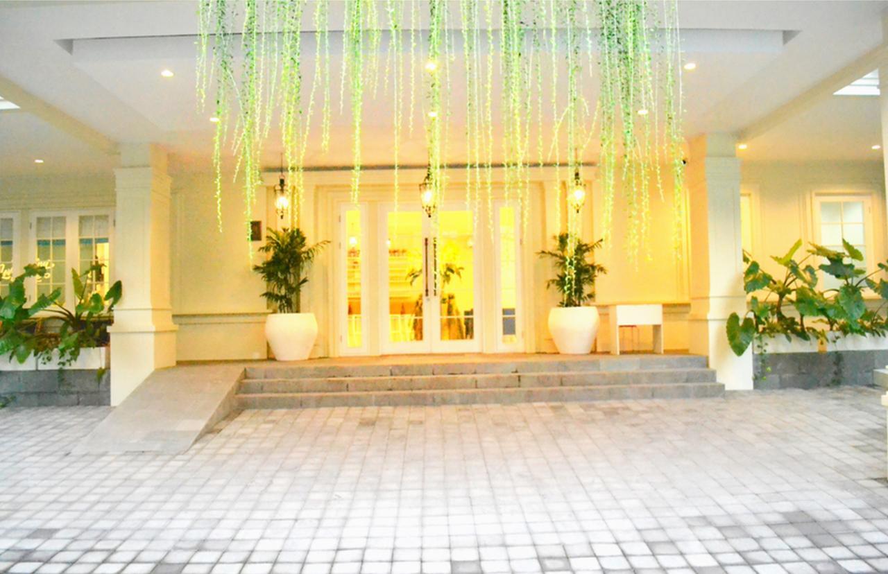 Amalfi Hotel Seminyak Εξωτερικό φωτογραφία