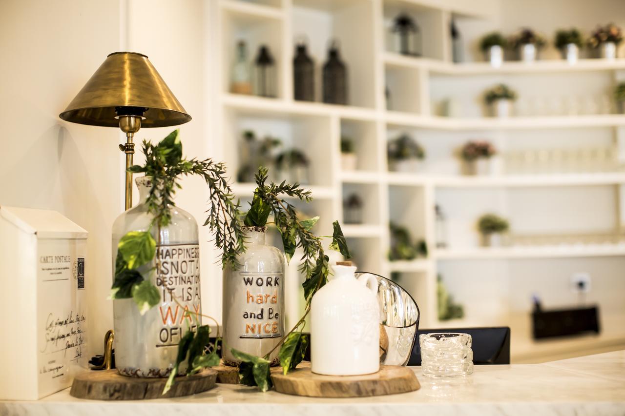 Amalfi Hotel Seminyak Εξωτερικό φωτογραφία