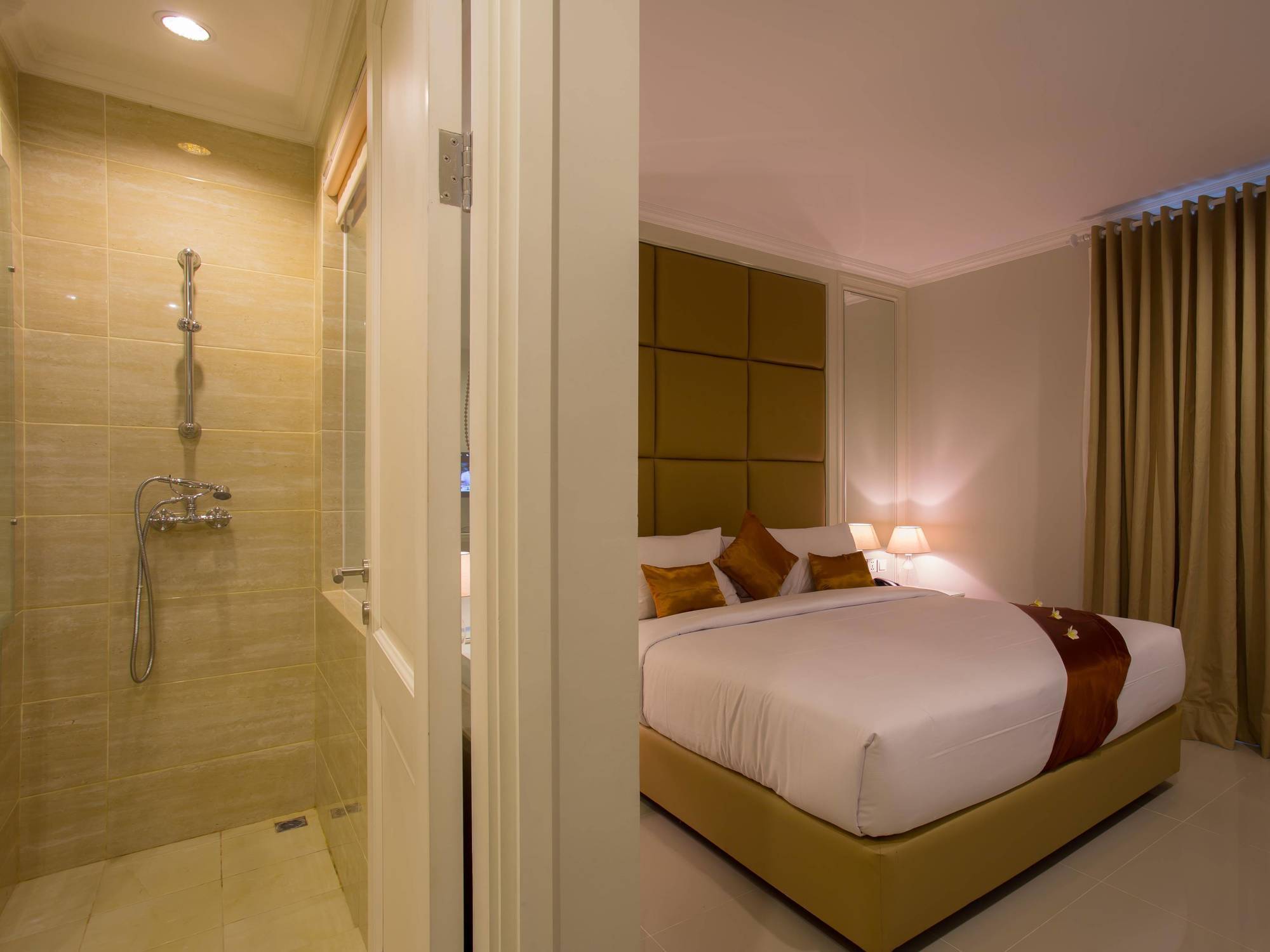 Amalfi Hotel Seminyak Εξωτερικό φωτογραφία