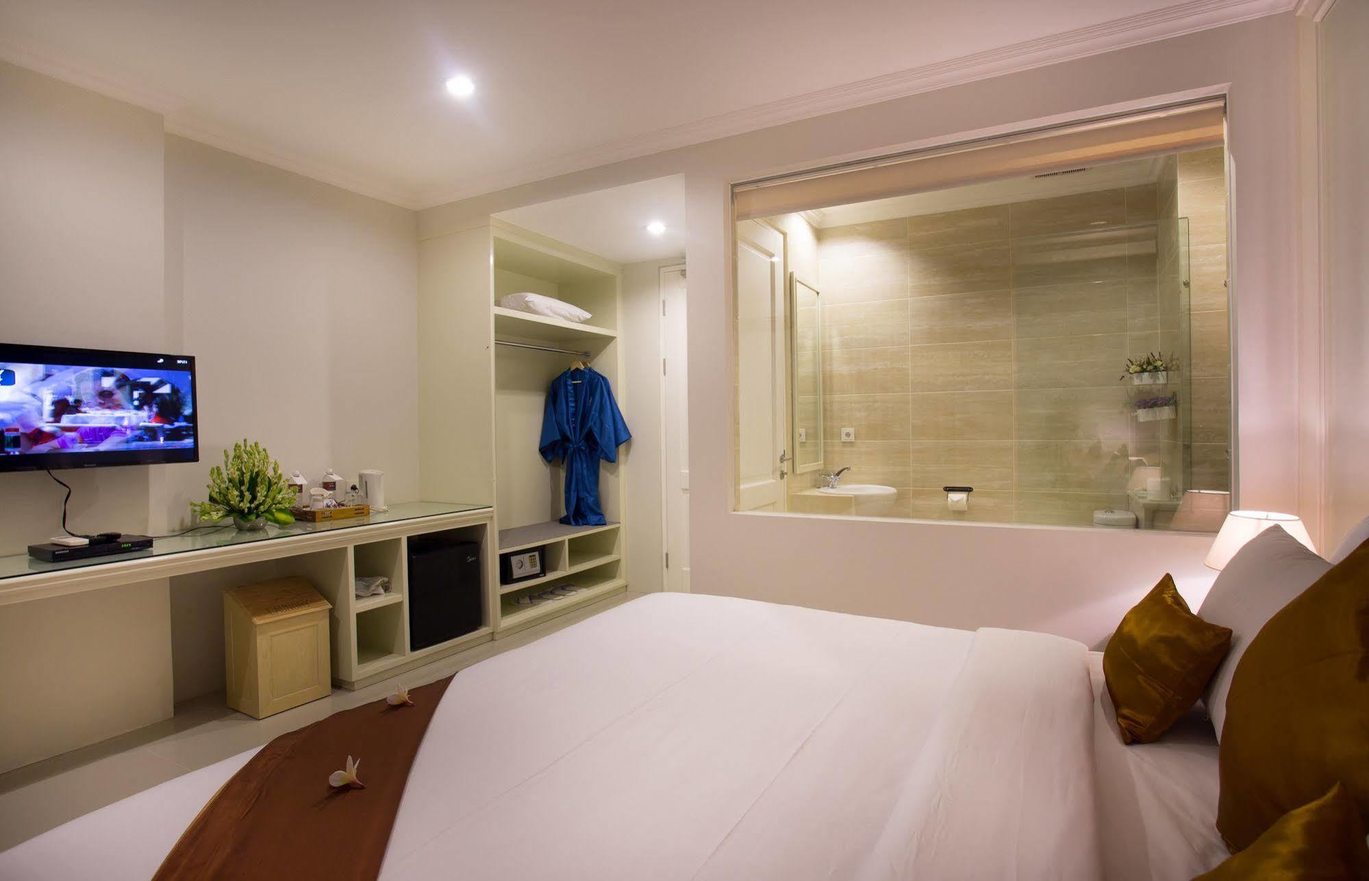 Amalfi Hotel Seminyak Εξωτερικό φωτογραφία